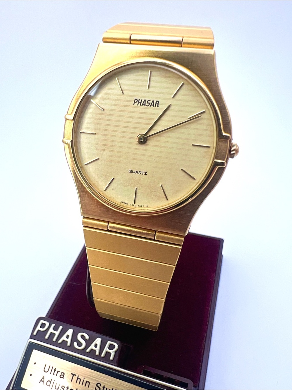 Phasar Gold mens quartz watch 34mm